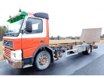 Pengangkut kontainer/ Container truck VOLVO FM12