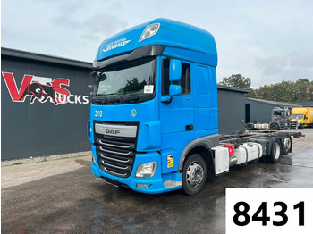 Pengangkut kontainer/ Container truck DAF XF 460 Euro 6 6x2 BDF-Wechselfahrgestell: gambar 1