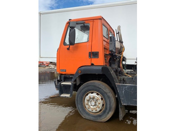 Truk LEYLAND CONSTRUCTOR 2423 6X4 BREAKING FOR SPARES: gambar 4