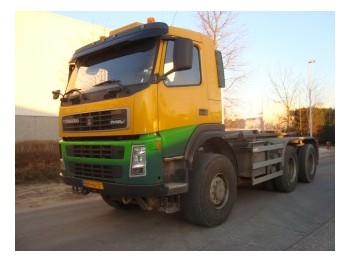 Terberg FM1350-WDG 6X6 - Pengangkut kontainer/ Container truck