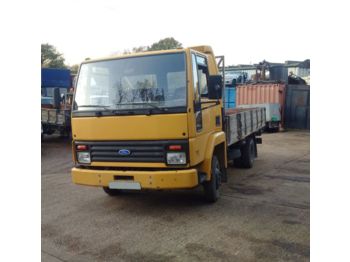 FORD CARGO 0609 left hand drive 5.6 ton manual - Truk flatbed