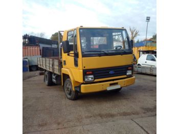 FORD CARGO 0609 left hand drive 5.6 ton manual - Truk flatbed