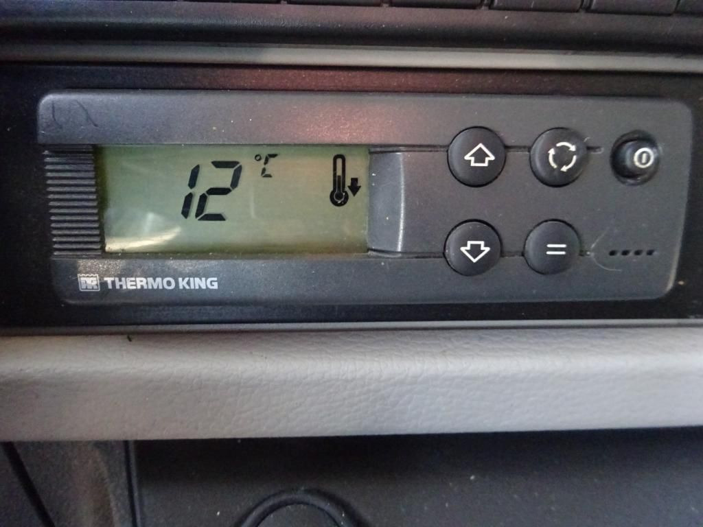 Truk berpendingin Volvo FL 210 4X2 Thermo King koeler + LDWS: gambar 13