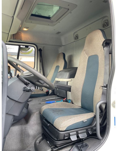 Truk box Volvo FL verhuiswagen 2019 only 133.000 km: gambar 8