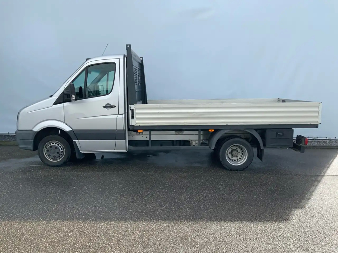 Leasing Volkswagen Crafter 46 2.0 TDI L2H1 Pick Up Airco Navi Cruise 3 Zits E Volkswagen Crafter 46 2.0 TDI L2H1 Pick Up Airco Navi Cruise 3 Zits E: gambar 3