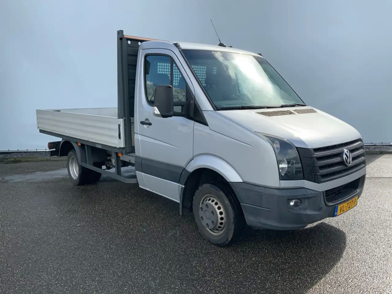 Leasing Volkswagen Crafter 46 2.0 TDI L2H1 Pick Up Airco Navi Cruise 3 Zits E Volkswagen Crafter 46 2.0 TDI L2H1 Pick Up Airco Navi Cruise 3 Zits E: gambar 2