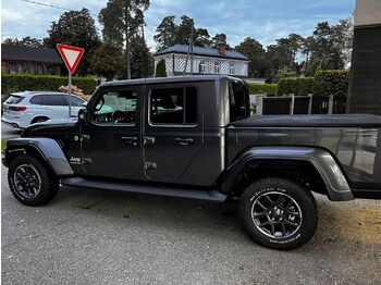 Jeep Gladiator - Mobil: gambar 2