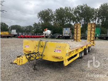 JPM 30 Tri/A - Semi-trailer low bed: gambar 1