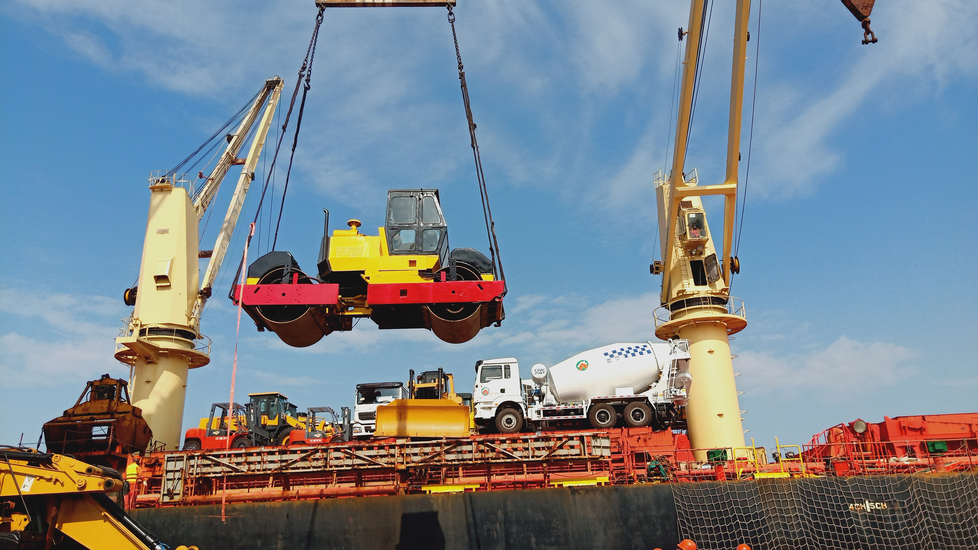 Toaks International Trading Company - Truk SINOTRUK - solar undefined: gambar 13