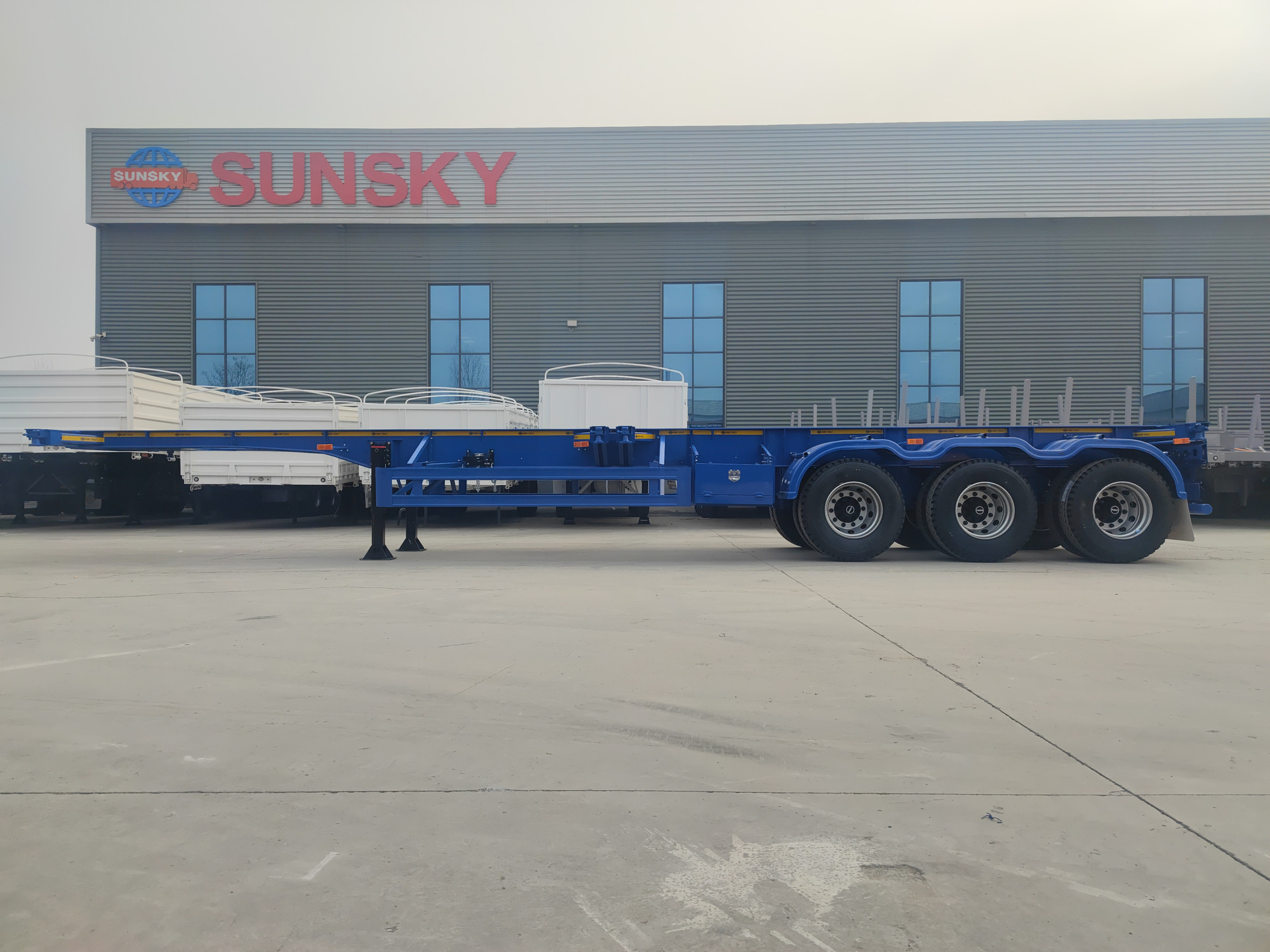 Xiamen Sunsky Vehicle Co.,Ltd - Semi-trailer - Tahun: 2024, baru, 4-poros undefined: gambar 3