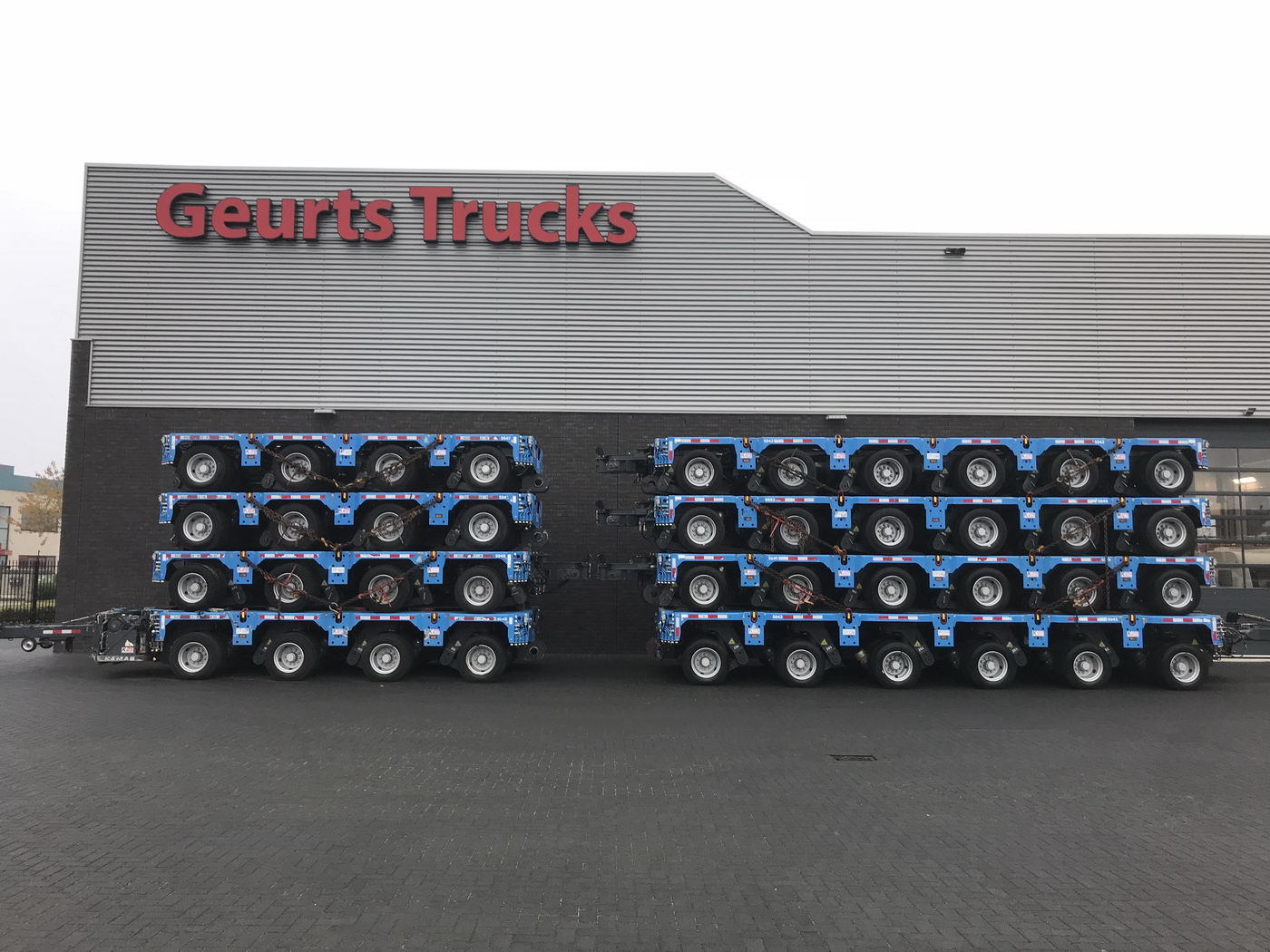 Geurts Trucks B.V. - Tractor head MERCEDES-BENZ - Tahun: 2009, 8x6, pendingin ruangan undefined: gambar 24