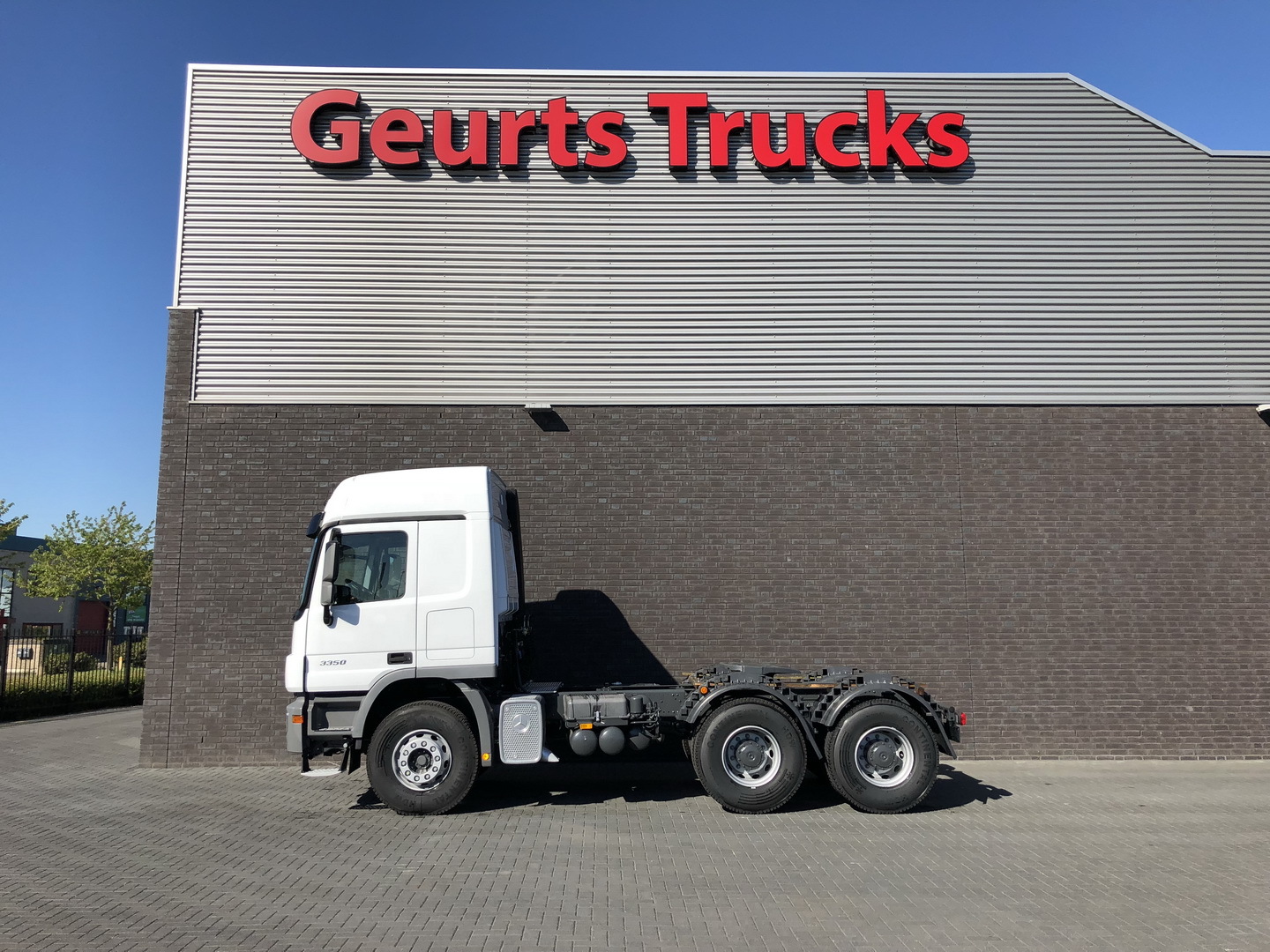 Geurts Trucks B.V. - Tractor head MERCEDES-BENZ - Tahun: 2009, 8x6, pendingin ruangan undefined: gambar 34