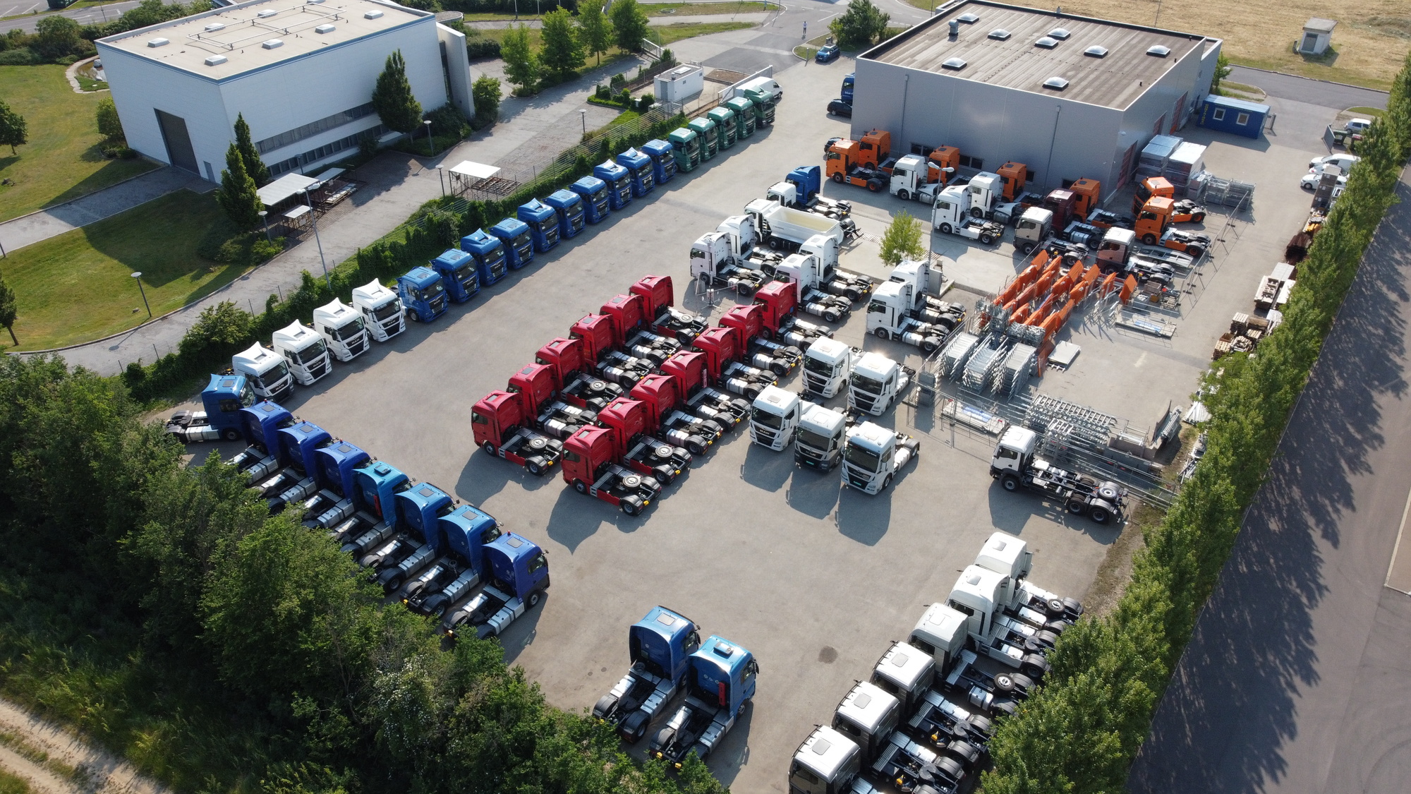 MHS Truck Center GmbH undefined: gambar 1