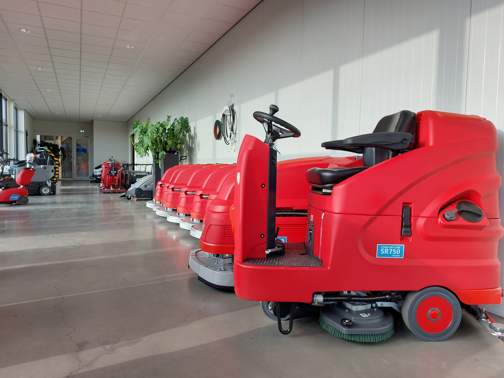 METECH SWEEPERS & SCRUBBERS undefined: gambar 3