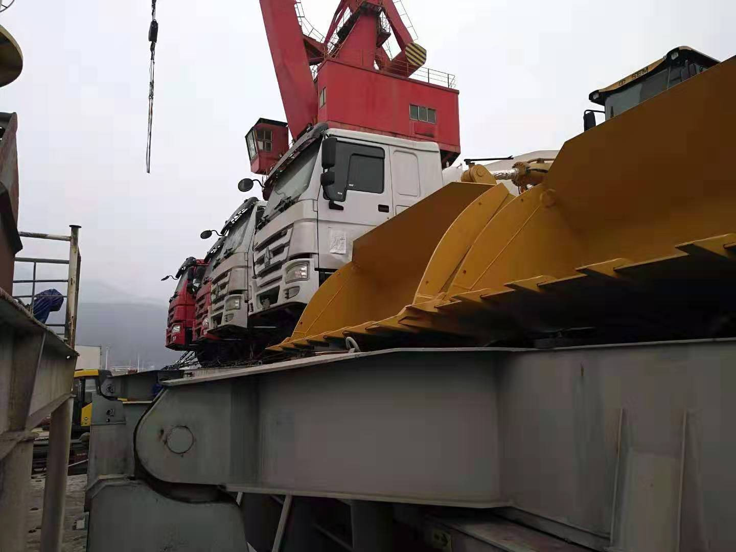 Shandong Guhong Auto Industrial CO., LTD - Truk - 6x4, pendingin ruangan undefined: gambar 9