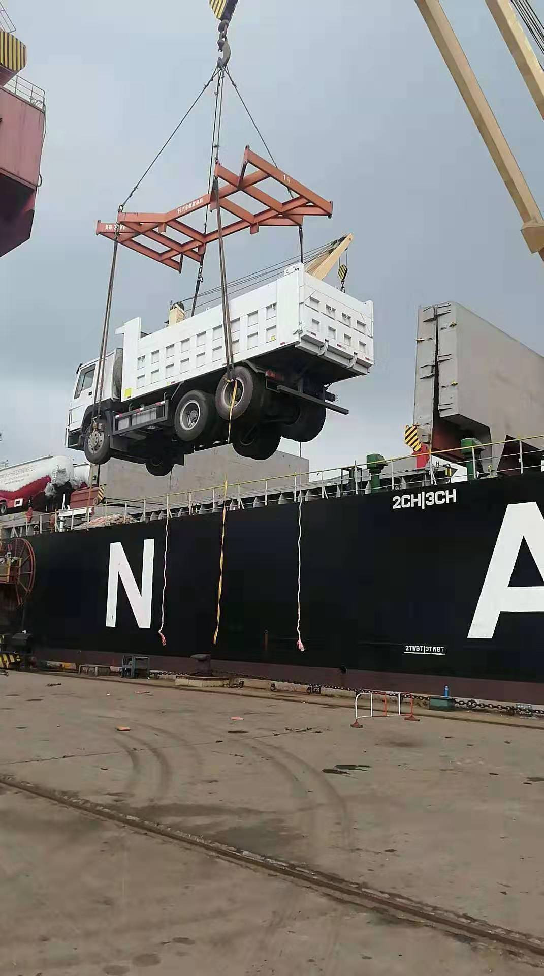Shandong Guhong Auto Industrial CO., LTD - Truk - 6x4, pendingin ruangan undefined: gambar 4