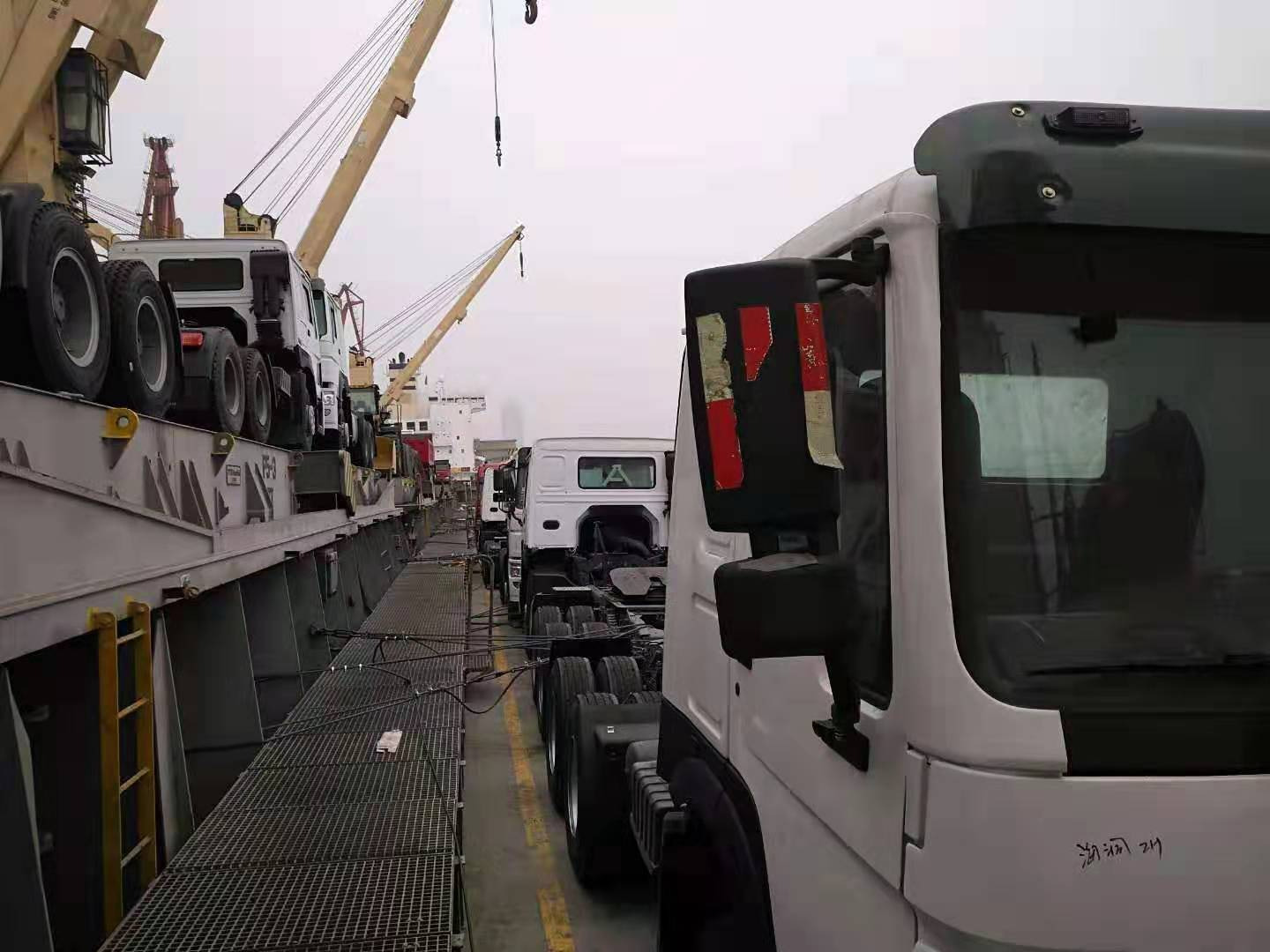 Shandong Guhong Auto Industrial CO., LTD - Truk - 6x4, pendingin ruangan undefined: gambar 10