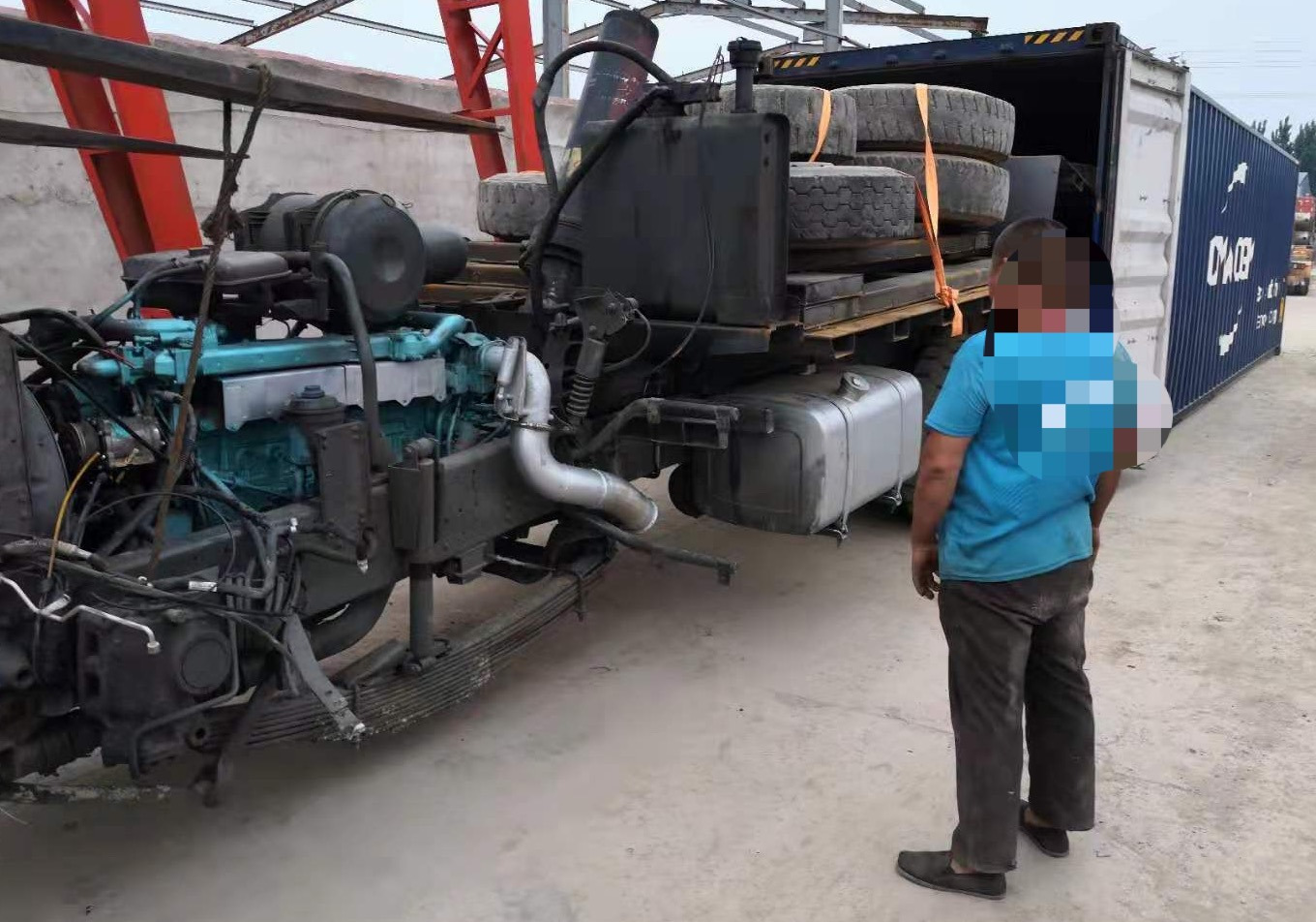 Shandong Guhong Auto Industrial CO., LTD - Truk - 6x4, pendingin ruangan undefined: gambar 3