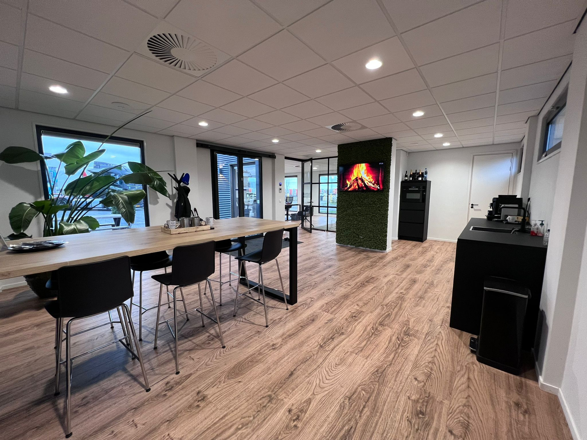 LVS Used TRUCKS - Semi-trailer - angkat ekor undefined: gambar 4