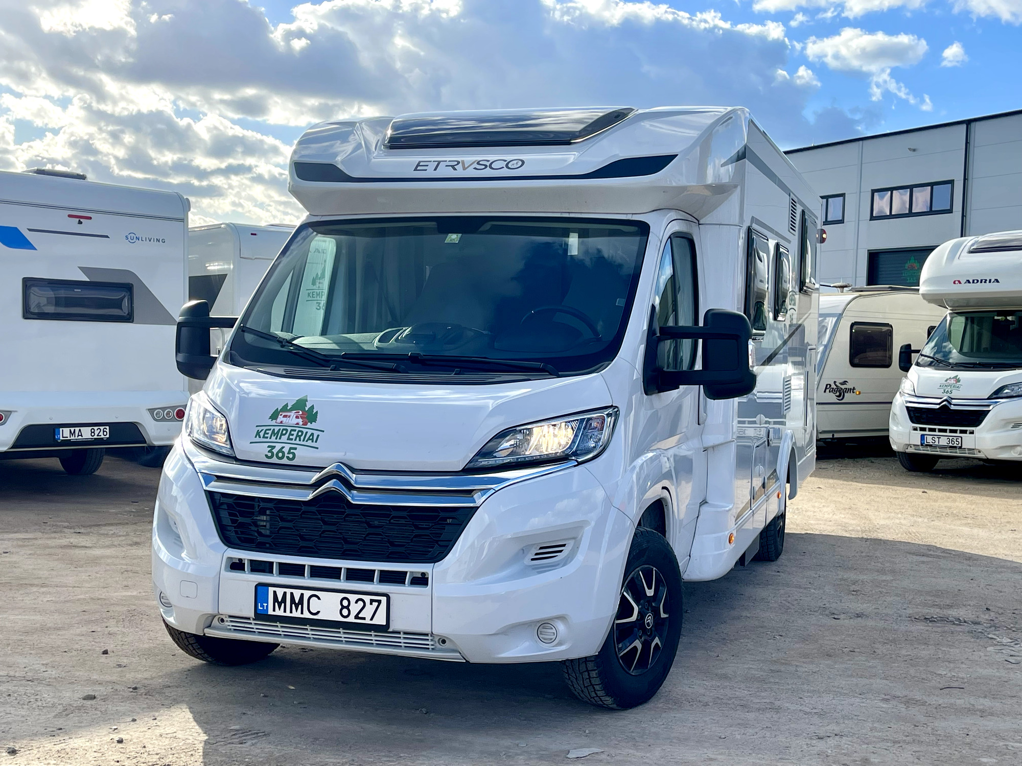 UAB 365 Kemperiai - kendaraan untuk dijual undefined: gambar 2