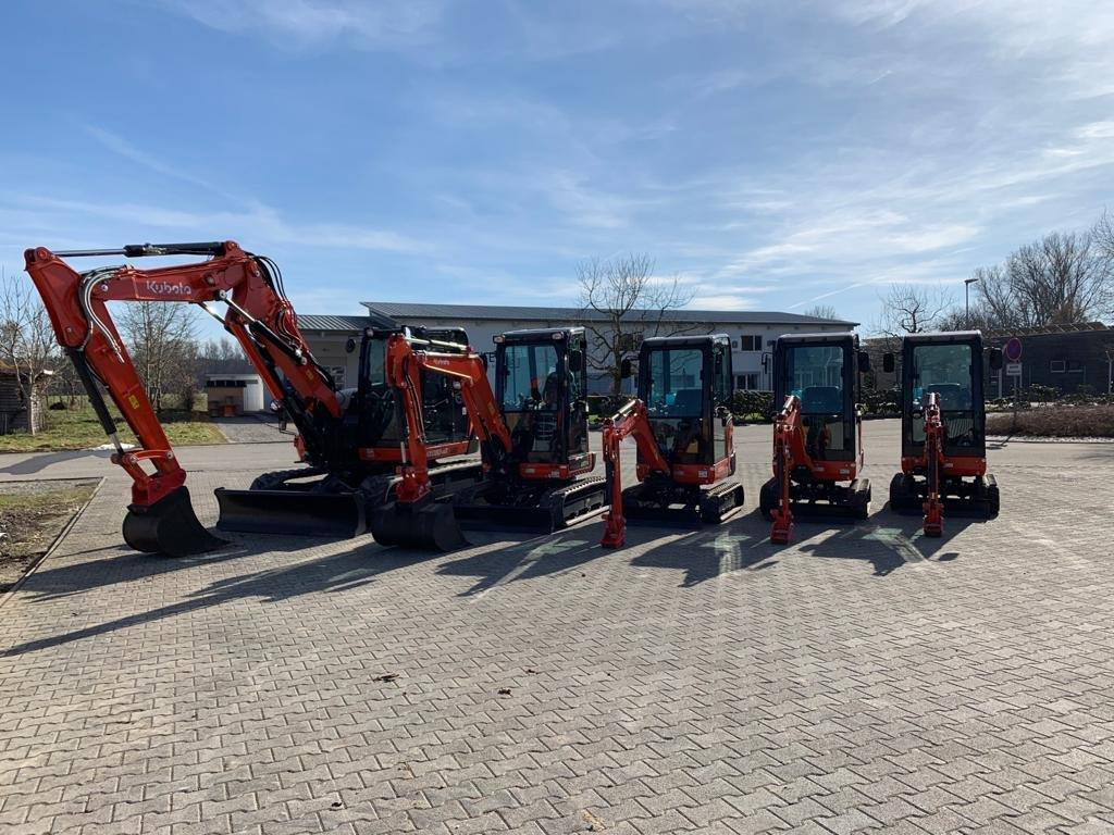 Daniel Manno Baumaschinenhandel - Peralatan untuk menangani material undefined: gambar 9