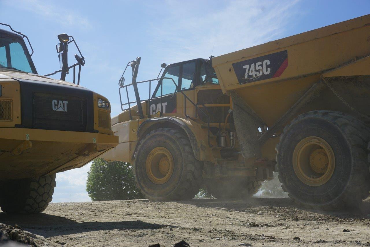 Daniel Manno Baumaschinenhandel - Peralatan untuk menangani material undefined: gambar 4