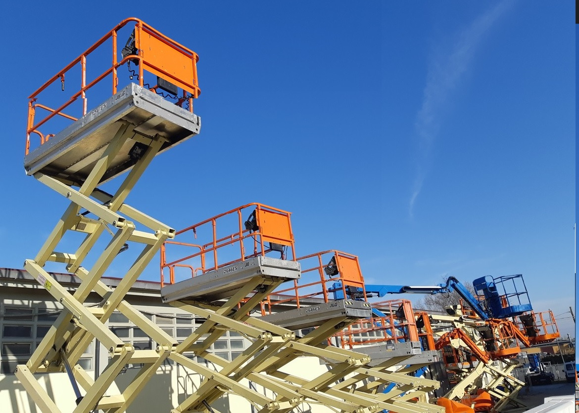 CENTRO USATO S.R.L. - kendaraan untuk dijual undefined: gambar 4