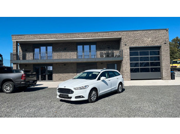 Station wagon FORD