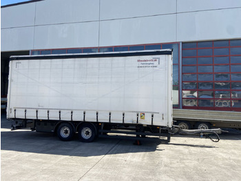 Trailer dengan terpal samping MÖSLEIN