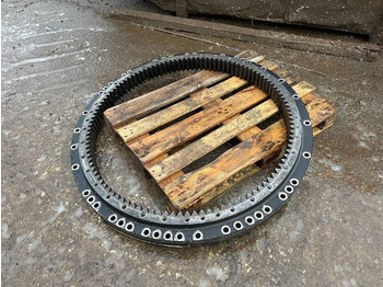 Poros dan bagian untuk Peralatan konstruksi CAT 323 slew ring: gambar 2