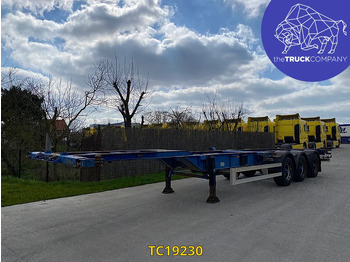 Semi-trailer pengangkut mobil TURBO'S HOET