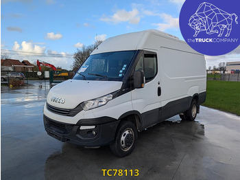 Van pengiriman IVECO Daily