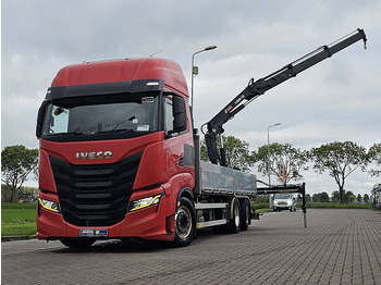 Truk flatbed IVECO S-WAY