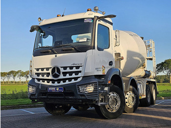 Truk pengaduk beton PUTZMEISTER