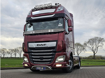 Tractor head DAF XF 530