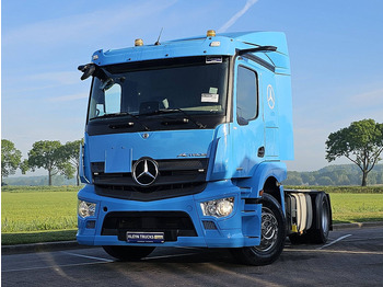 Tractor head MERCEDES-BENZ Actros 1832