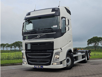 Pengangkut kontainer/ Container truck VOLVO FH 460