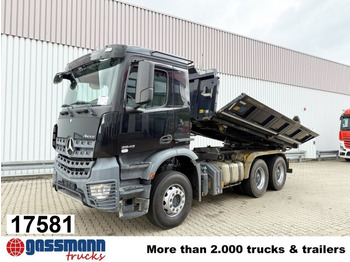 Truk jungkit MERCEDES-BENZ Arocs 2643