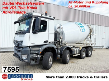 Truk pengaduk beton LIEBHERR