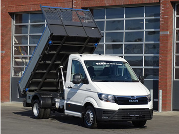 Truk jungkit MAN TGE