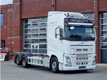 Pengangkut kontainer/ Container truck VOLVO FH13 500
