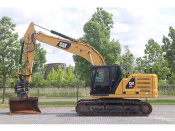 Ekskavator perayap CATERPILLAR 323