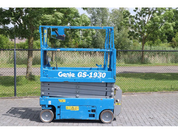 Scissor lifts GENIE