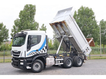 Truk jungkit IVECO Stralis