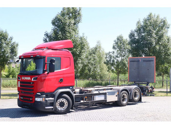 Pengangkut kontainer/ Container truck SCANIA R 580