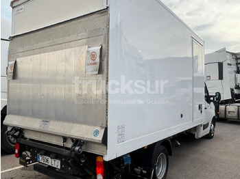 Van box RENAULT MASTER 165.35 GV: gambar 3 Van box RENAULT MASTER 165.35 GV: gambar 3