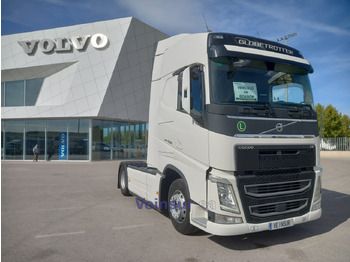 Tractor head VOLVO FH