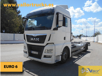 Pengangkut kontainer/ Container truck MAN TGX 18.440