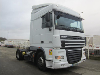 Tractor head DAF XF 105 460