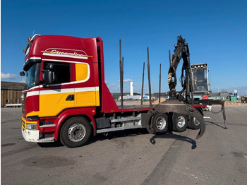 Truk derek SCANIA R 580